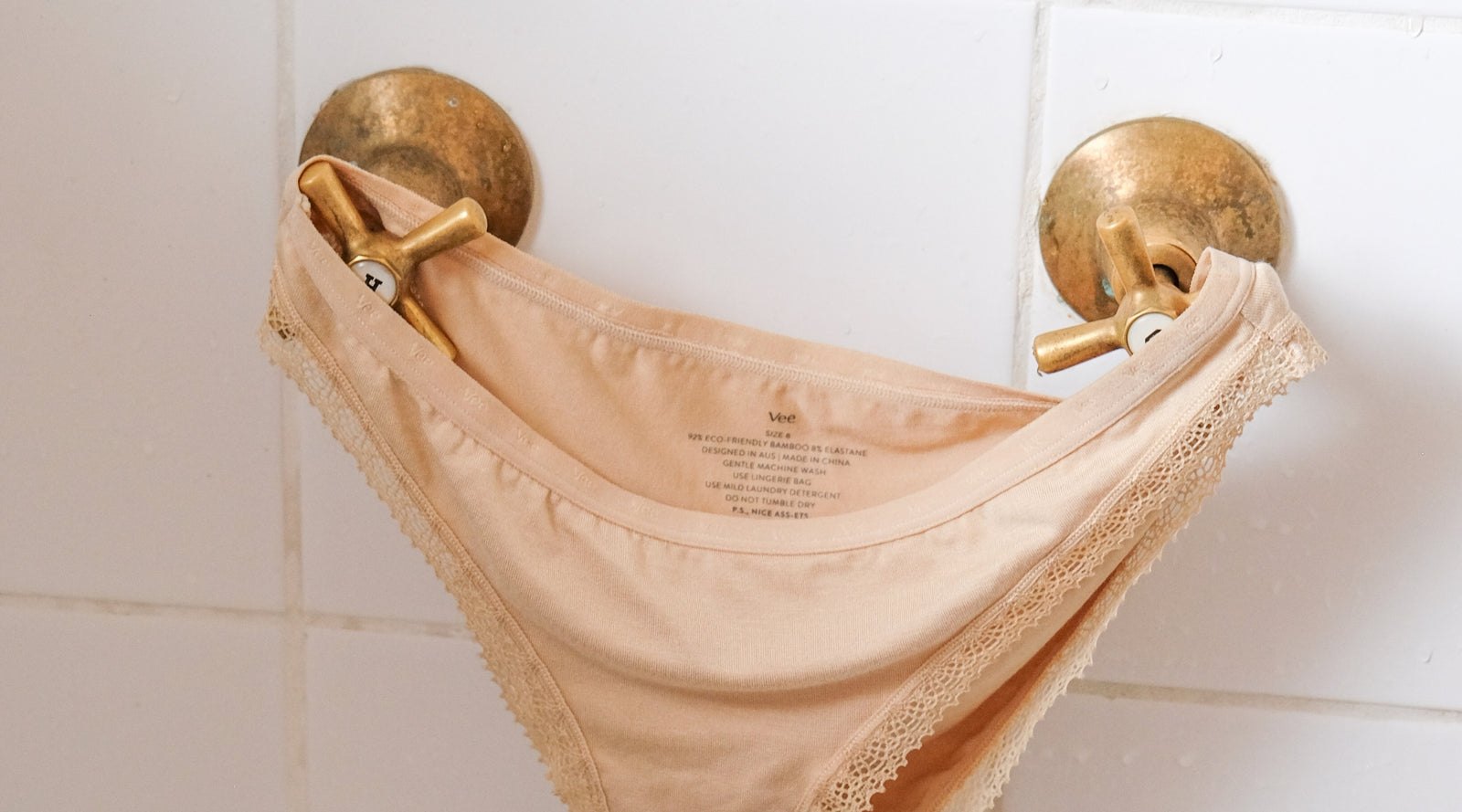 Life saver': Blogger shares SIMPLE trick for removing stains in underwear